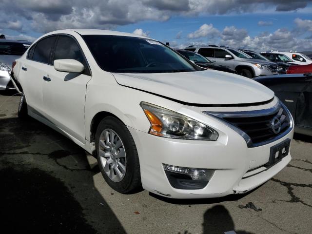 1N4AL3AP6DN568745 - 2013 NISSAN ALTIMA 2.5 WHITE photo 4