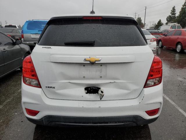 KL7CJKSB7HB047950 - 2017 CHEVROLET TRAX LS WHITE photo 6