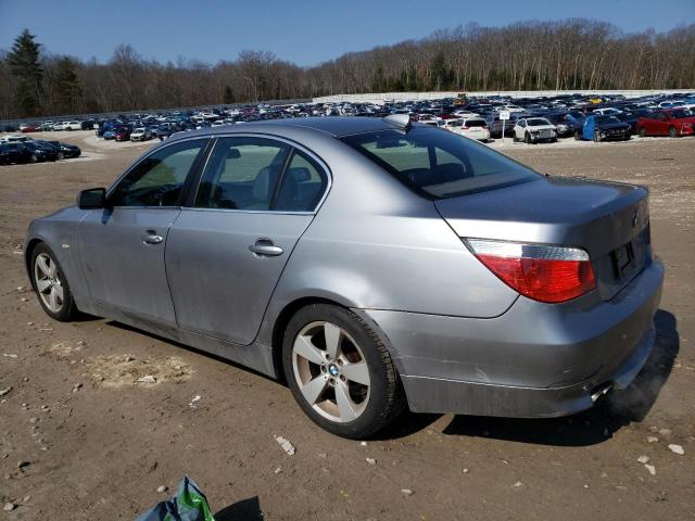 WBANF73516CG67963 - 2006 BMW 530 XI SILVER photo 2