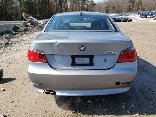 WBANF73516CG67963 - 2006 BMW 530 XI SILVER photo 6