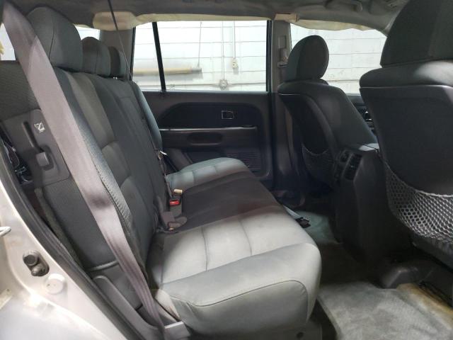 5FNYF28106B025601 - 2006 HONDA PILOT LX SILVER photo 11