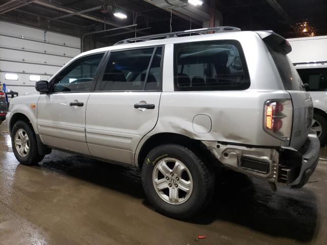 5FNYF28106B025601 - 2006 HONDA PILOT LX SILVER photo 2