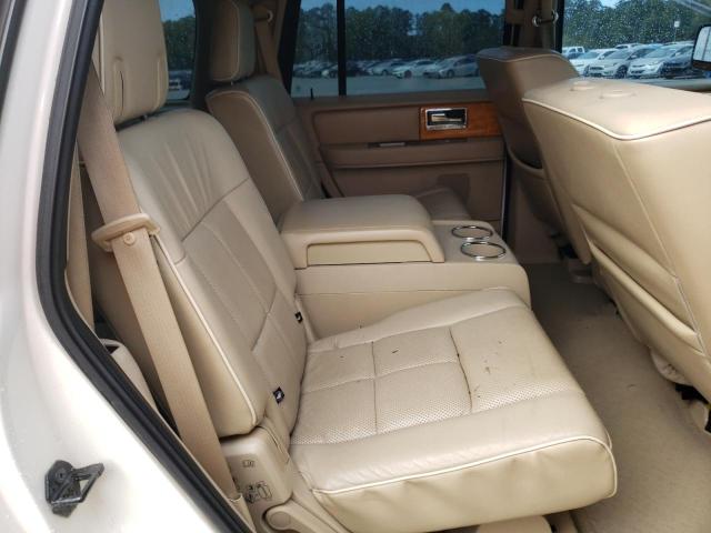 5LMFU285X7LJ02143 - 2007 LINCOLN NAVIGATOR CREAM photo 10