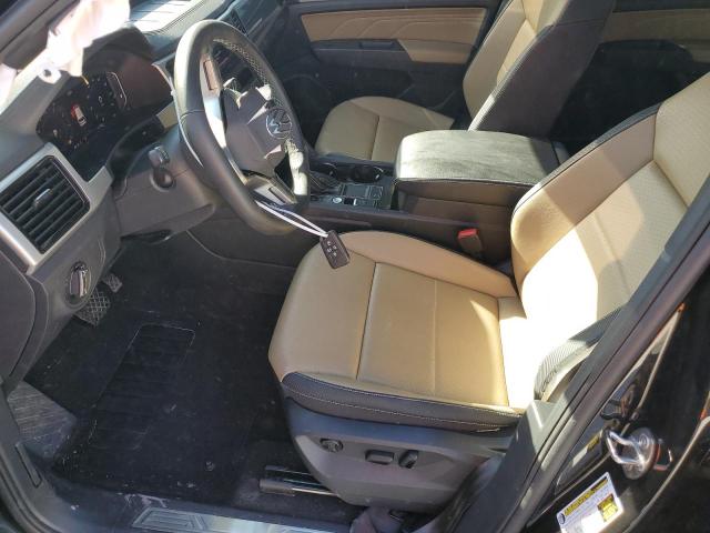 1V2WE2CA4PC211060 - 2023 VOLKSWAGEN ATLAS CROS SE Czarny zdjęcie 7