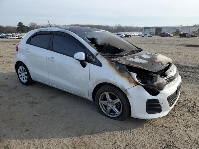 KNADM5A30G6648518 - 2016 KIA RIO LX WHITE photo 4