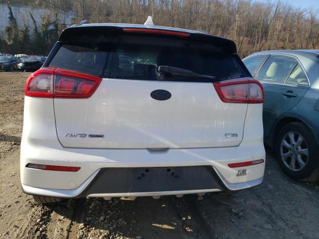 KNDCC3LC3H5082297 - 2017 KIA NIRO EX WHITE photo 6