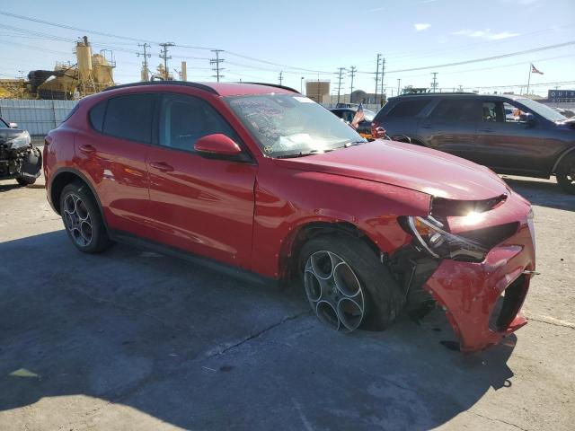 ZASFAKPN9J7B69972 - 2018 ALFA ROMEO STELVIO SPORT წითელი ფოტო 4