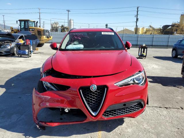 ZASFAKPN9J7B69972 - 2018 ALFA ROMEO STELVIO SPORT წითელი ფოტო 5