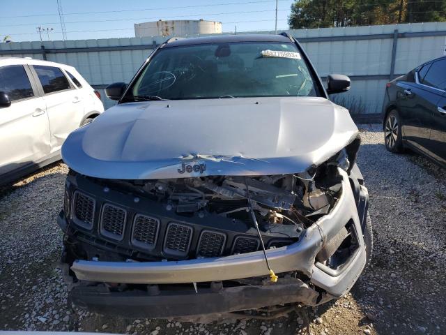 3C4NJDDB9LT207967 - 2020 JEEP COMPASS TRAILHAWK GRAY photo 5