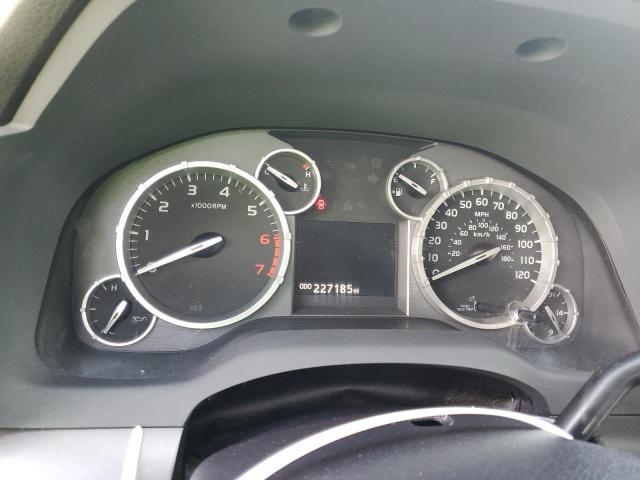 5TFUY5F14GX558605 - 2016 TOYOTA TUNDRA DOUBLE CAB SR/SR5 SILVER photo 9