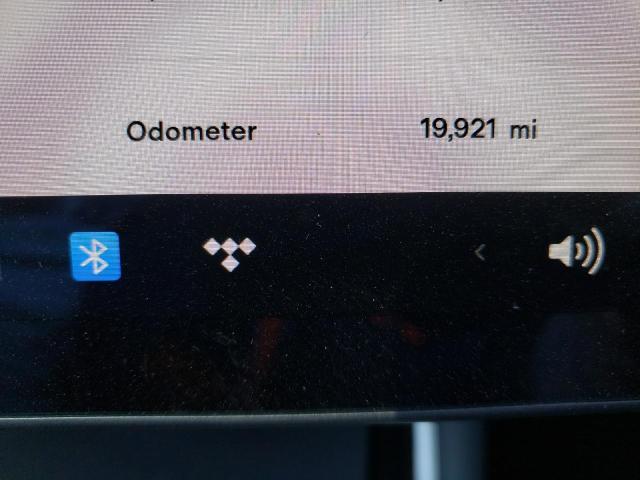 5YJYGDED1MF115179 - 2021 TESLA MODEL Y أسود صورة 9