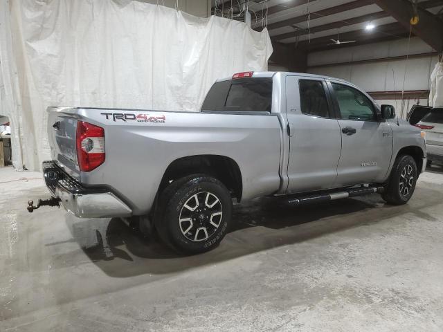 5TFUY5F15EX404935 - 2014 TOYOTA TUNDRA DOUBLE CAB SR/SR5 SILVER photo 3
