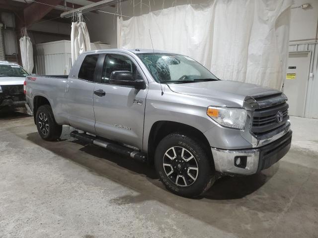 5TFUY5F15EX404935 - 2014 TOYOTA TUNDRA DOUBLE CAB SR/SR5 SILVER photo 4