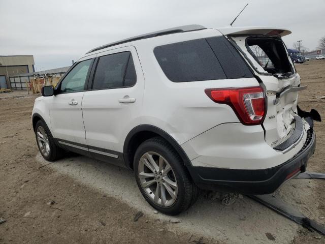 1FM5K8D88JGB76605 - 2018 FORD EXPLORER XLT WHITE photo 2