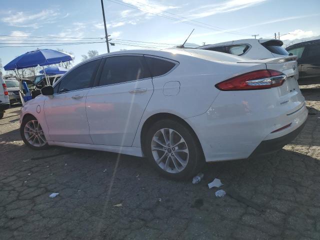 3FA6P0SU9LR253978 - 2020 FORD FUSION TITANIUM WHITE photo 2