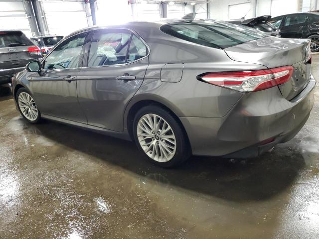 4T1B21HK2KU518827 - 2019 TOYOTA CAMRY HYBRID GRAY photo 2