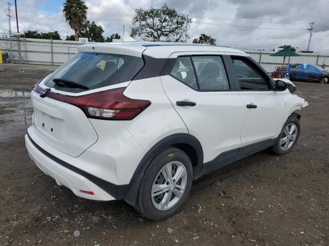 3N1CP5BV1NL485812 - 2022 NISSAN KICKS S WHITE photo 3