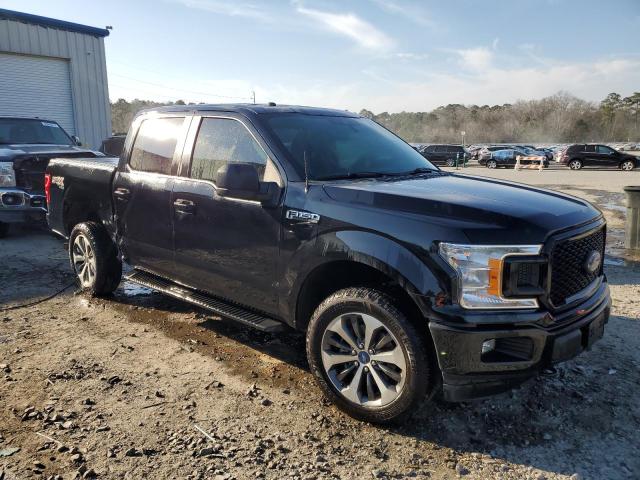 1FTEW1E44KKF07867 - 2019 FORD F150 SUPERCREW BLACK photo 4