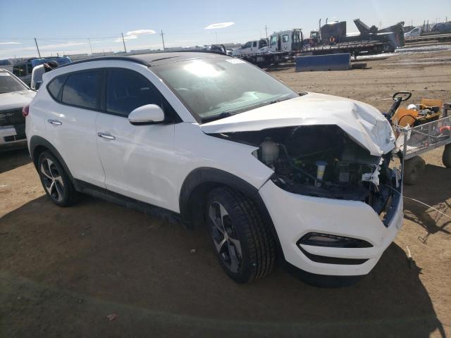 KM8J3CA21JU667954 - 2018 HYUNDAI TUCSON VALUE WHITE photo 4