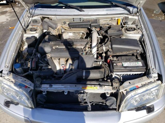 YV1VS27594F036182 - 2004 VOLVO S40 1.9T SILVER photo 11