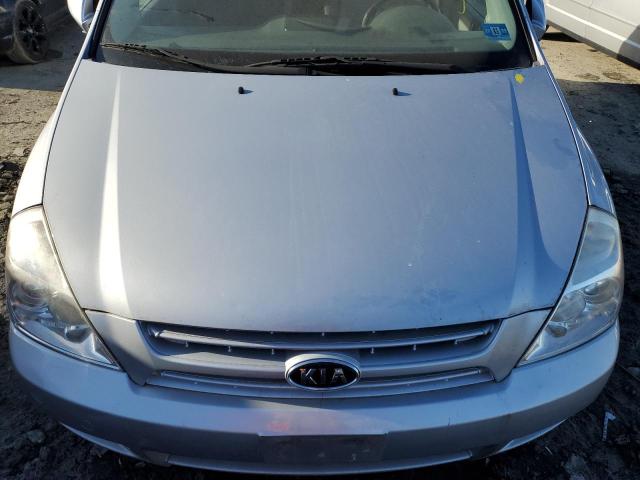 KNDMB233396297370 - 2009 KIA SEDONA EX SILVER photo 12