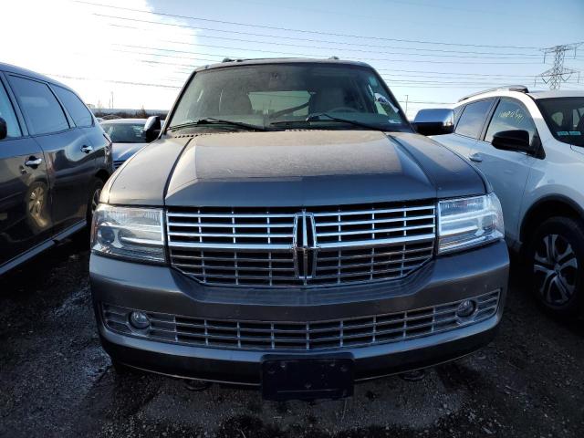 5LMJJ2J5XEEL07136 - 2014 LINCOLN NAVIGATOR SILVER photo 5