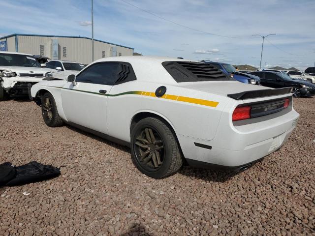 2C3CDYAG8DH530735 - 2013 DODGE CHALLENGER SXT WHITE photo 2