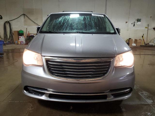 2C4RC1BGXDR806180 - 2013 CHRYSLER TOWN & COU TOURING 灰色 照片 5