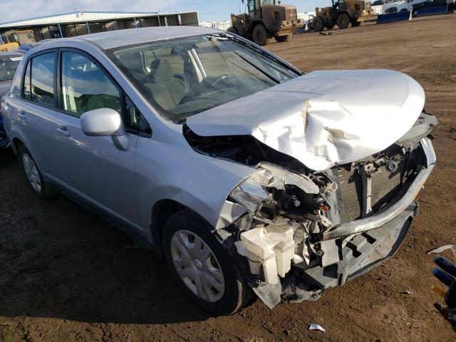 3N1BC1AP2BL424175 - 2011 NISSAN VERSA S SILVER photo 4