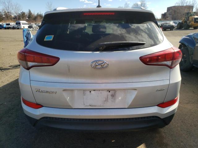 KM8J3CA45GU116887 - 2016 HYUNDAI TUCSON LIMITED SILVER photo 6