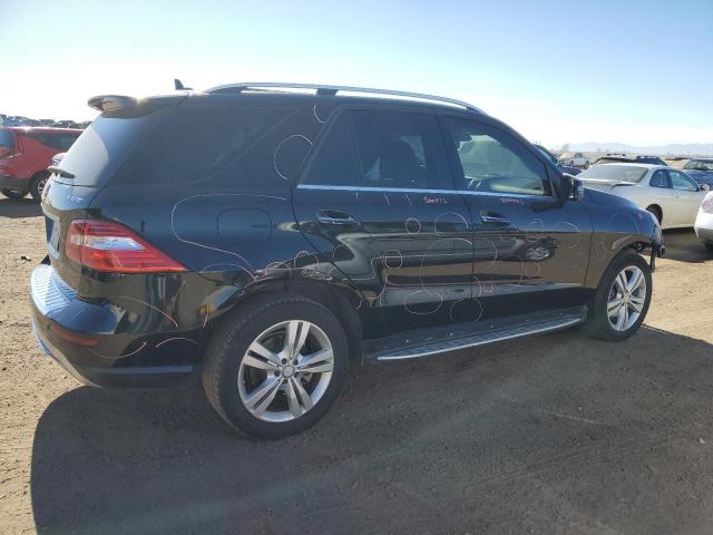 4JGDA5HB3DA239992 - 2013 MERCEDES-BENZ ML 350 4MATIC BLACK photo 3