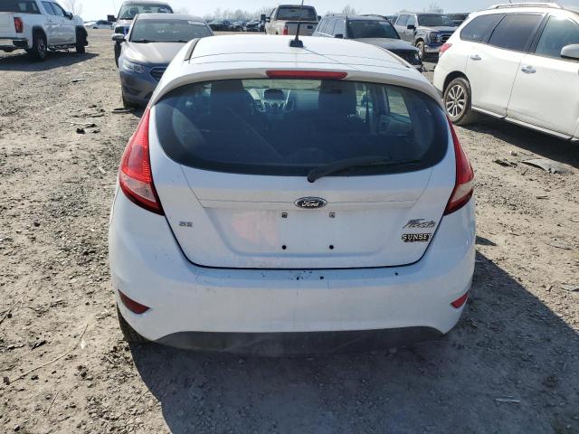 3FADP4EJ4BM156795 - 2011 FORD FIESTA SE WHITE photo 6