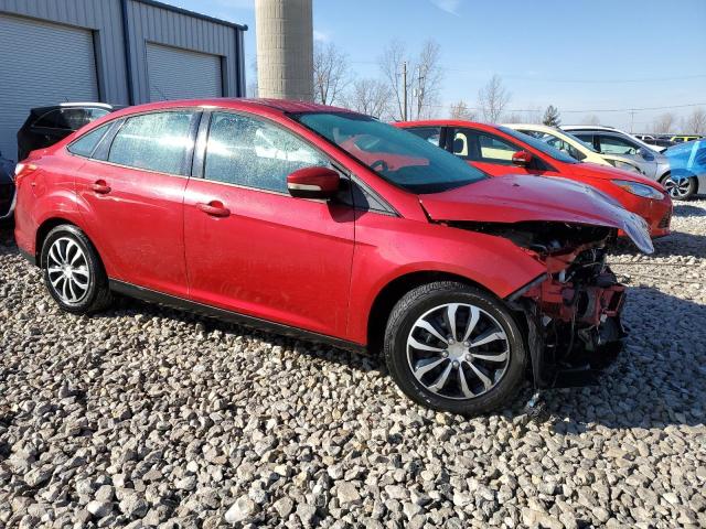 1FAHP3F2XCL253070 - 2012 FORD FOCUS SE RED photo 4