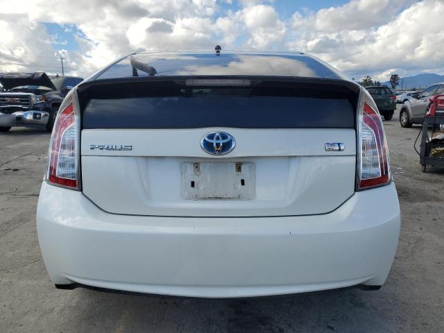 JTDKN3DU5C5520727 - 2012 TOYOTA PRIUS WHITE photo 6