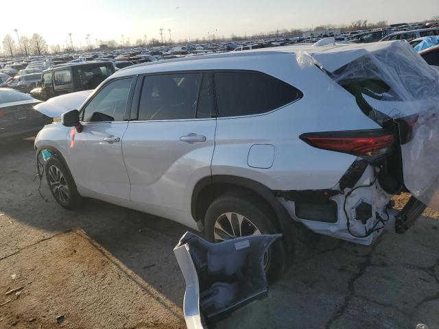5TDHZRBH3NS573267 - 2022 TOYOTA HIGHLANDER XLE WHITE photo 2