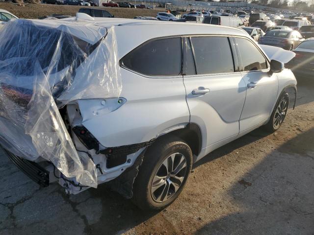 5TDHZRBH3NS573267 - 2022 TOYOTA HIGHLANDER XLE WHITE photo 3