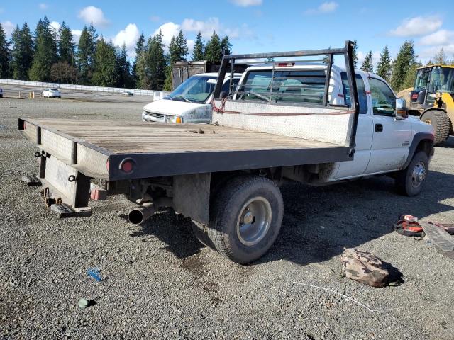 1GCJK39182E190468 - 2002 CHEVROLET SILVERADO K3500 WHITE photo 3