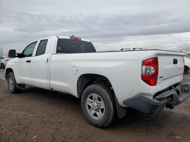 5TFCY5F10LX025771 - 2020 TOYOTA TUNDRA DOUBLE CAB SR/SR5 WHITE photo 2