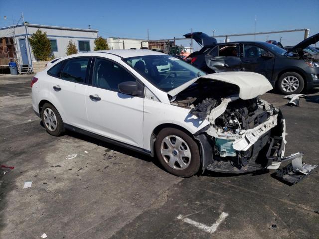 1FADP3E24DL151927 - 2013 FORD FOCUS S WHITE photo 4