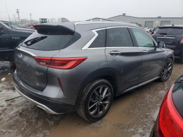 3PCAJ5M38KF105327 - 2019 INFINITI QX50 ESSENTIAL GRAY photo 3