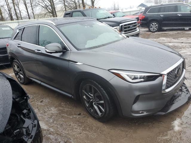 3PCAJ5M38KF105327 - 2019 INFINITI QX50 ESSENTIAL GRAY photo 4