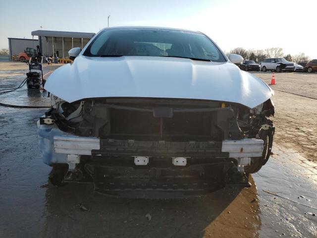 3FA6P0G72GR273577 - 2016 FORD FUSION S WHITE photo 5