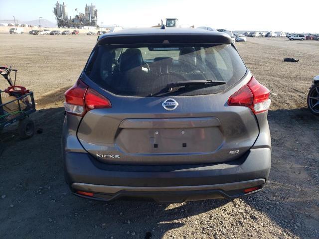 3N1CP5CU7JL511393 - 2018 NISSAN KICKS S GRAY photo 6