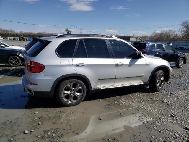 5UXZV8C53D0C16088 - 2013 BMW X5 XDRIVE50I SILVER photo 3