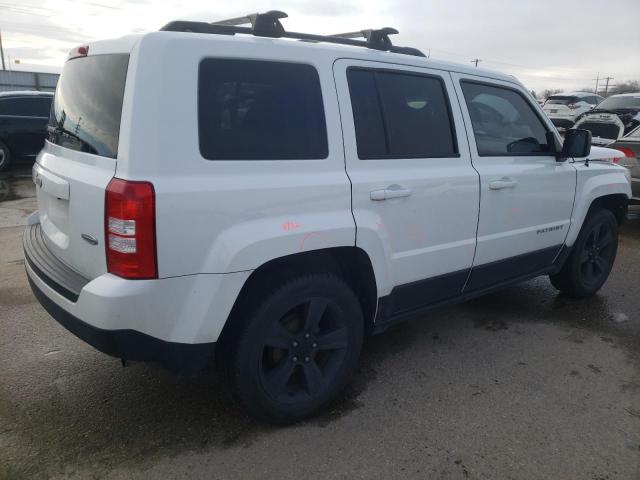 1C4NJPFA3GD634725 - 2016 JEEP PATRIOT LATITUDE WHITE photo 3