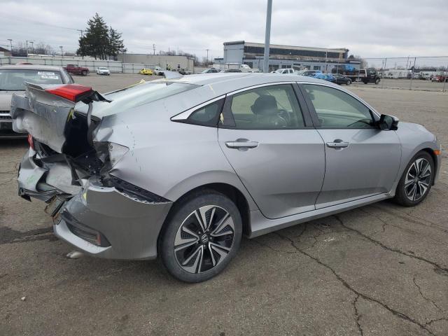 JHMFC1F73JX001873 - 2018 HONDA CIVIC EXL ვერცხლისფერი ფოტო 3