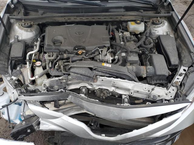 4T1B31HK5JU508076 - 2018 TOYOTA CAMRY LE SILVER photo 11