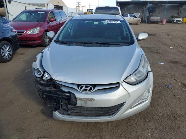 5NPDH4AEXFH612195 - 2015 HYUNDAI ELANTRA SE SILVER photo 5