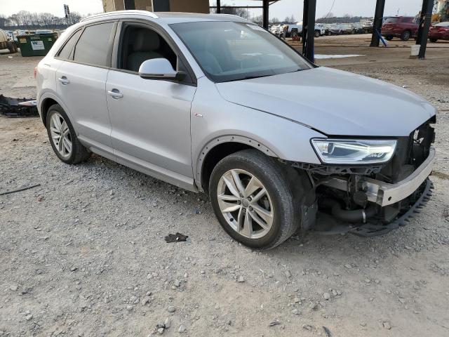 WA1ECCFSXJR000750 - 2018 AUDI Q3 PREMIUM SILVER photo 4