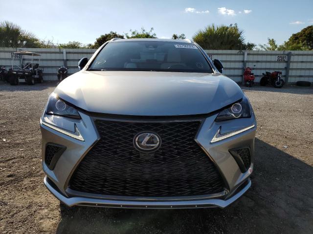 JTJSARBZ4M2180743 - 2021 LEXUS NX 300 BASE 银色 照片 5